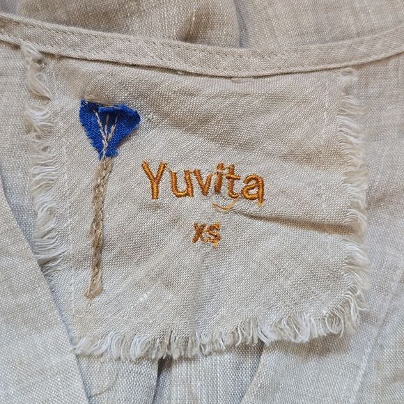 Yuvita | Linen Flowy Top - Picture 5 of 6